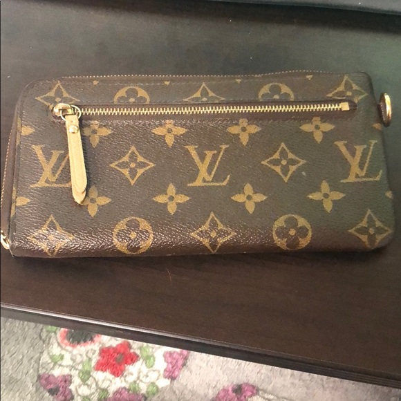 LV trunks and bags wallet - Picture 3 of 3